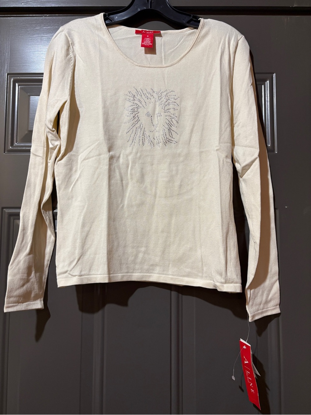 Anne Klein Cream Long-Sleeve Top with Lion Rhinestone Detail